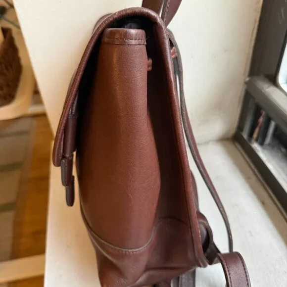Vintage Coach daypack (mahogany) - Picture 7 of 13